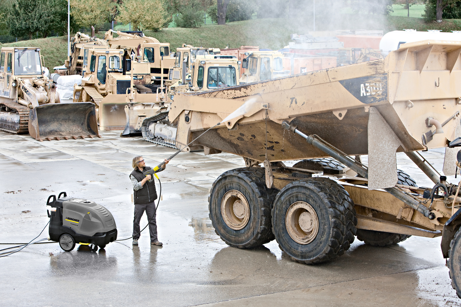 Electric vs Diesel Choosing An Industrial Pressure Washer Kärcher Hire